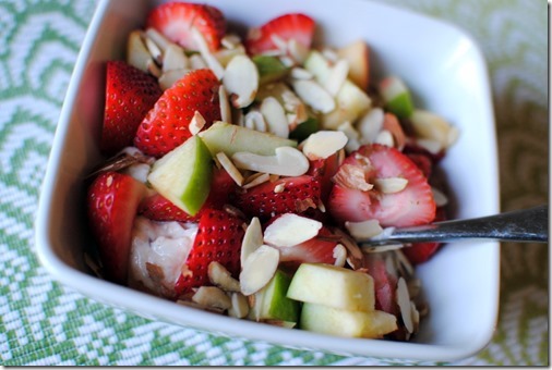 Overnight Oats with Fresh Fruit