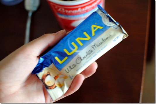 LUNA Bar