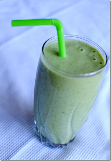 Banana Spinach Avocado Smoothie