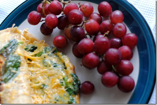 quesadilla and grapes