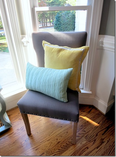 HomeGoods Chair with Accent Pillows