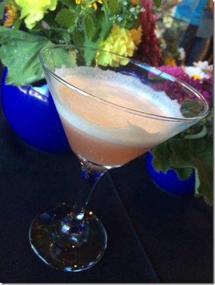 strawberry tea infused cocktail_thumb[1]