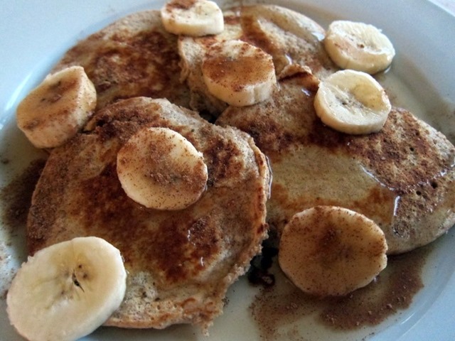 Banana Bread Protein Pancakes