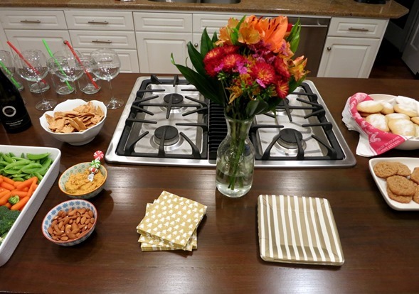 Holiday Plates and Napkins