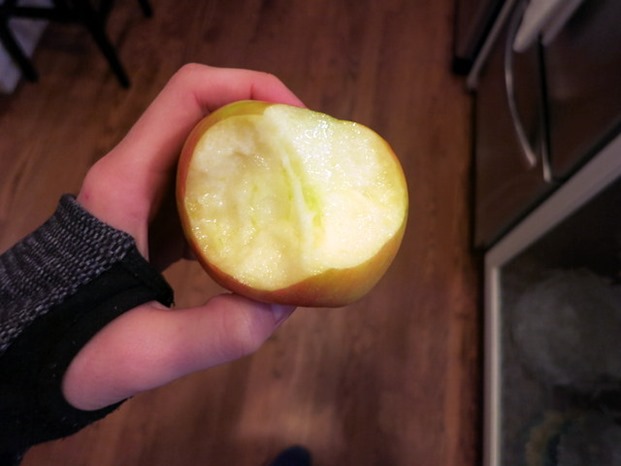 honeycrisp apple