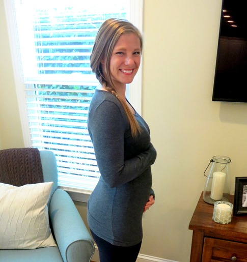 23 weeks pregnant bump