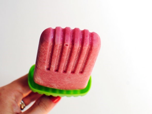 Homemade Strawberry Lemonade Popsicle