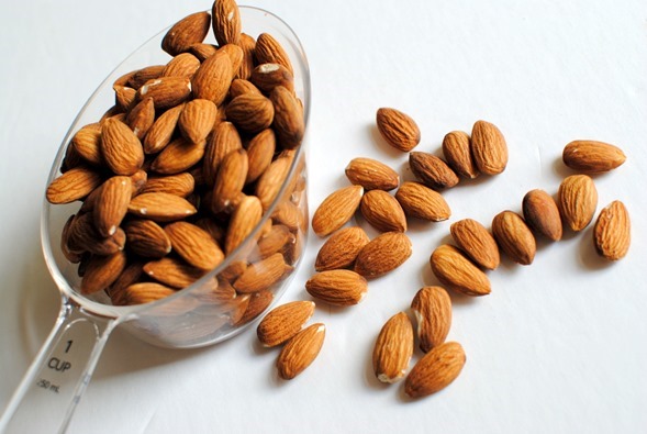 Raw Almonds