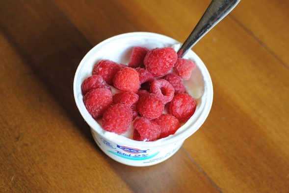 Greek Yogurt Raspberries