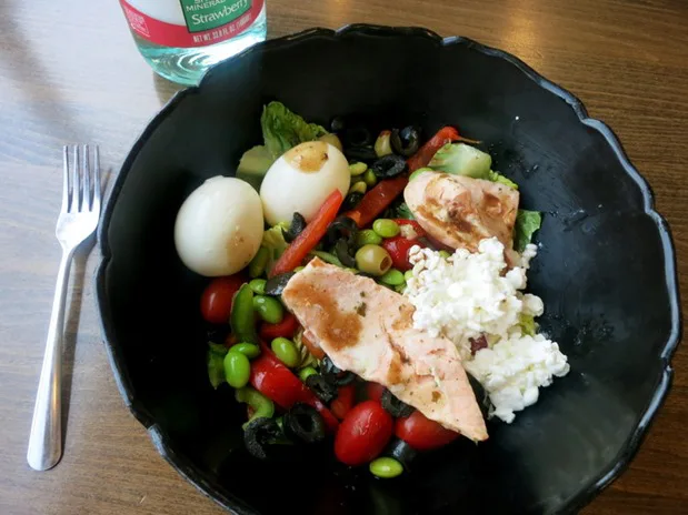 earth fare salad bar