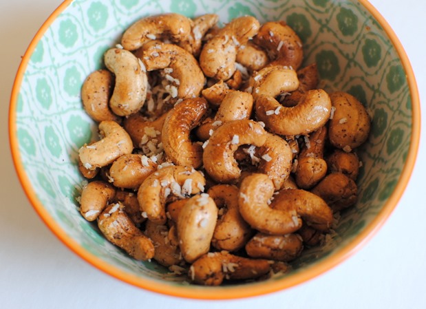 Cinnamon Coconut Roasted Cashews