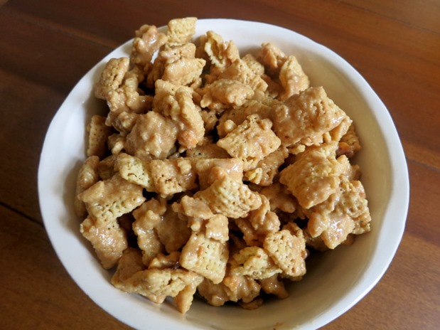 peanut butter chex mix