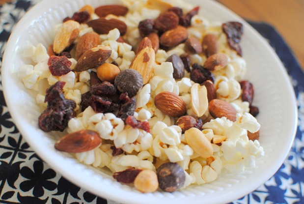 popcorn trail mix