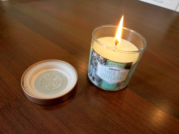 under the mistletoe candle