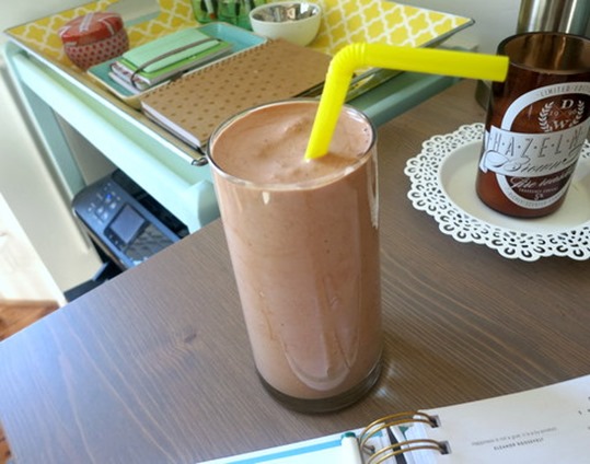 Chocolate Peanut Butter Smoothies