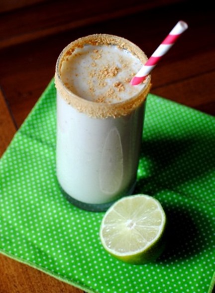 Key Lime Pie Cheesecake Protein Smoothie