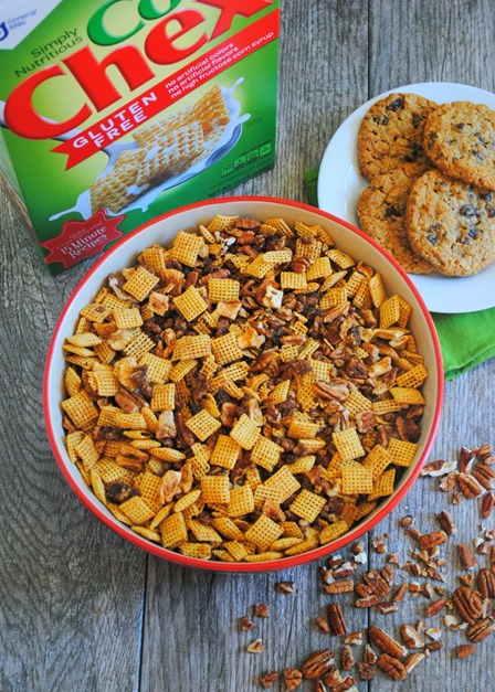 Apple Pie Corn Chex Mix
