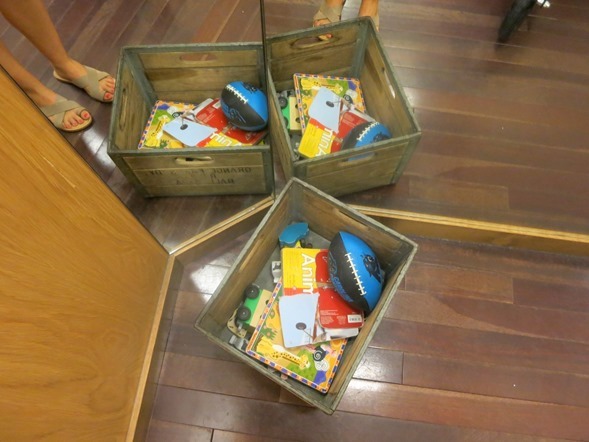 toys lululemon dressing room