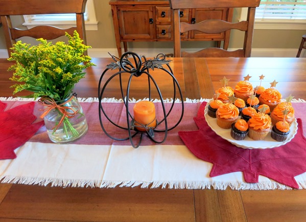 Friendsgiving Table Spread