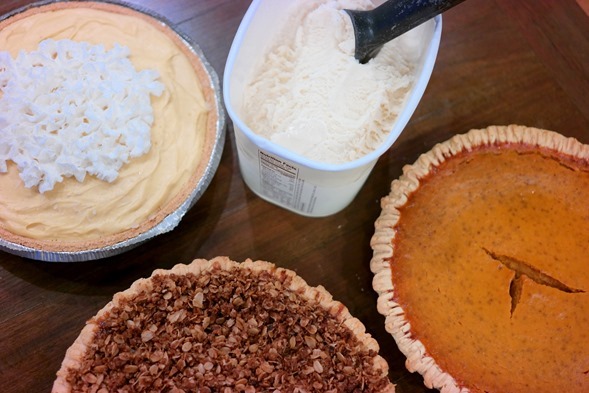 Thanksgiving pies