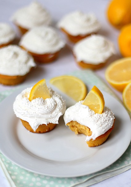Easy Paleo Lemon Cupcakes