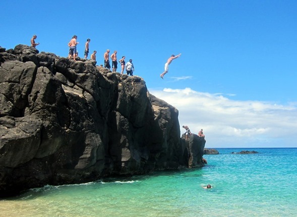 Rock Jumping Waimea FAlls
