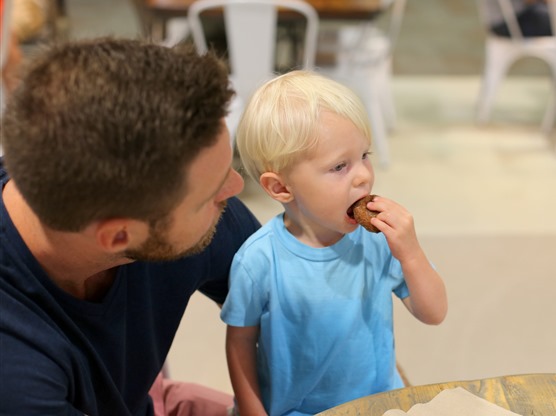 apple cider mini doughnuts