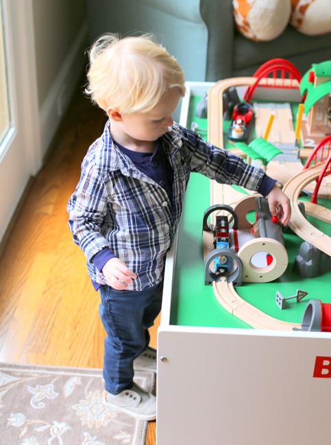toddler train table