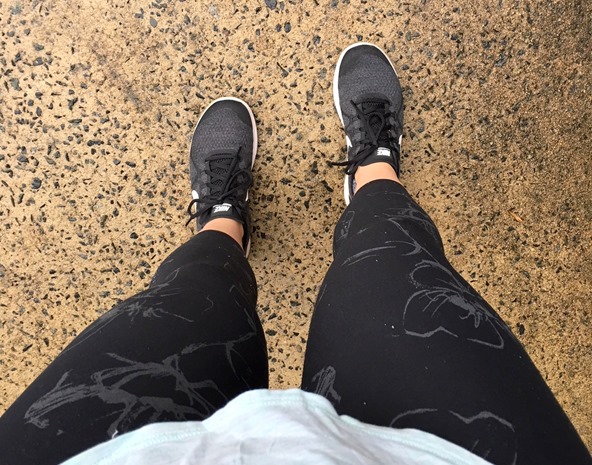 Fabletics Capris Flowers Black