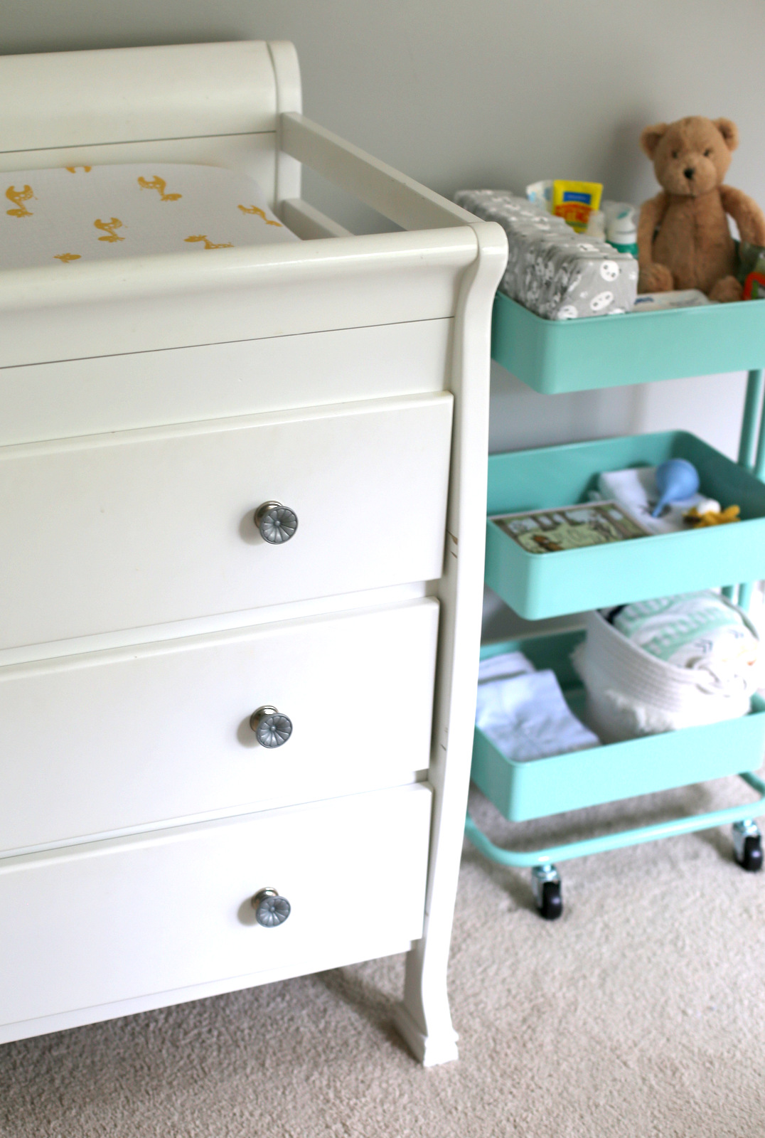 the peanut changing table
