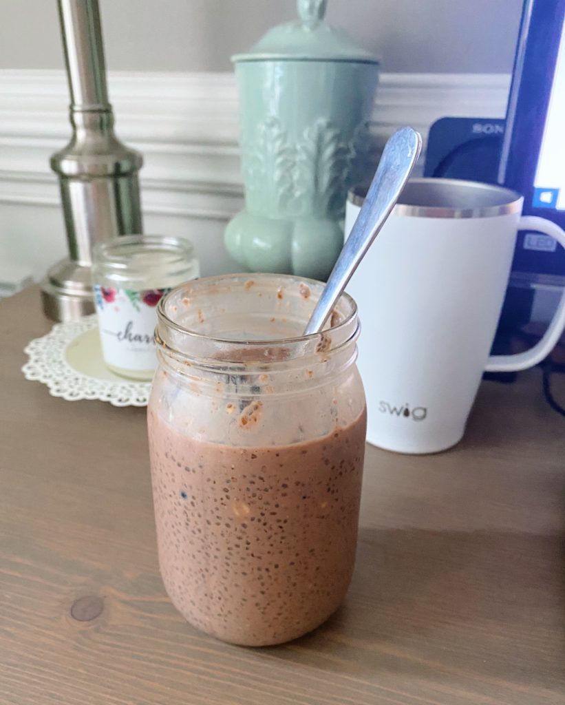 chocolate chia seed pudding