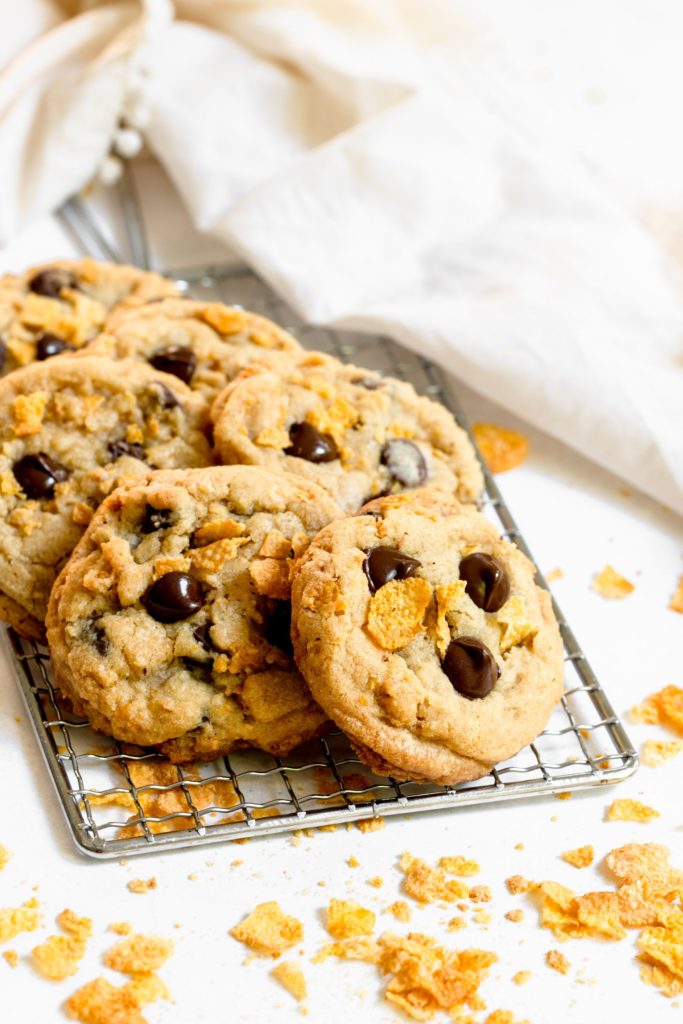 Chocolate Chip Corn Flake Cookies
