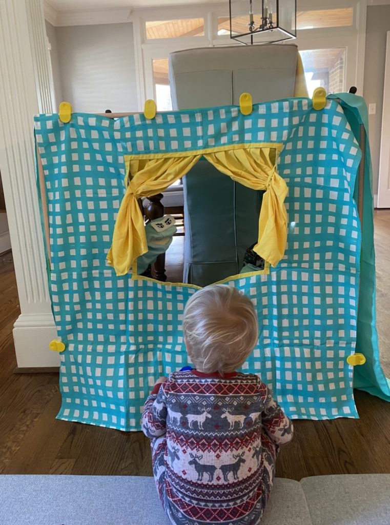 lovevery puppet show