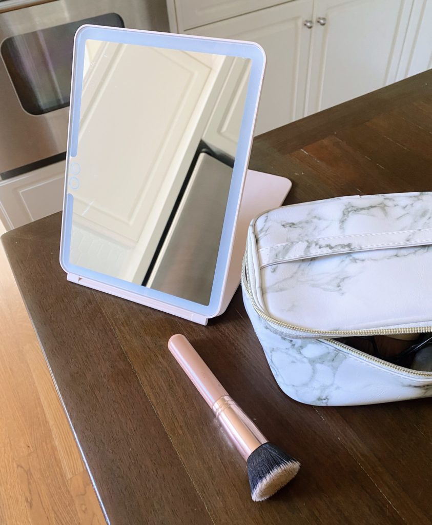 travel led mirror