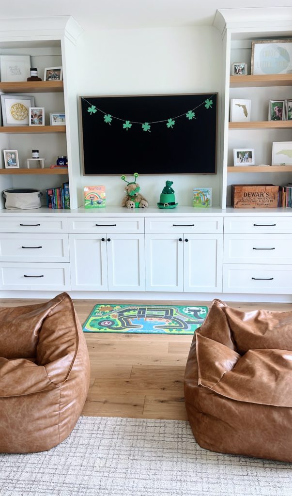 Reunited Weekend | St. Patrick's Day decor