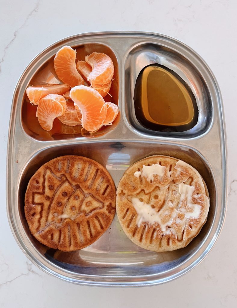 Waffles and Clementines | One Week of Kid Breakfasts