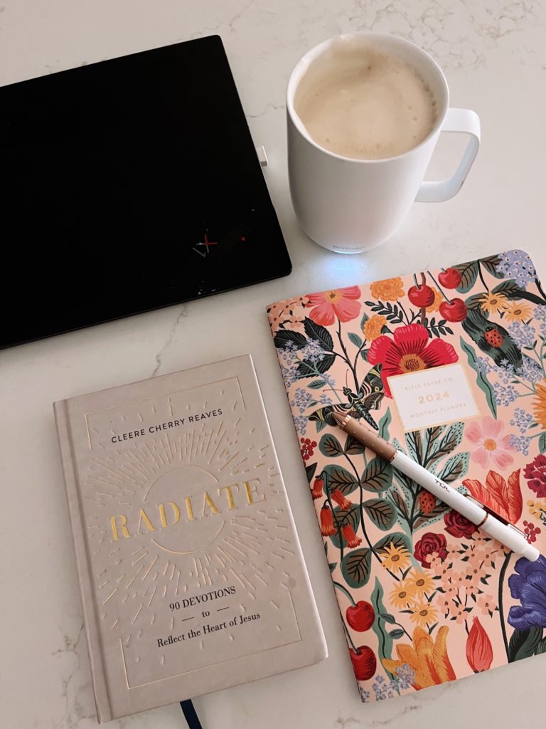 Picture an Hour: April 2024