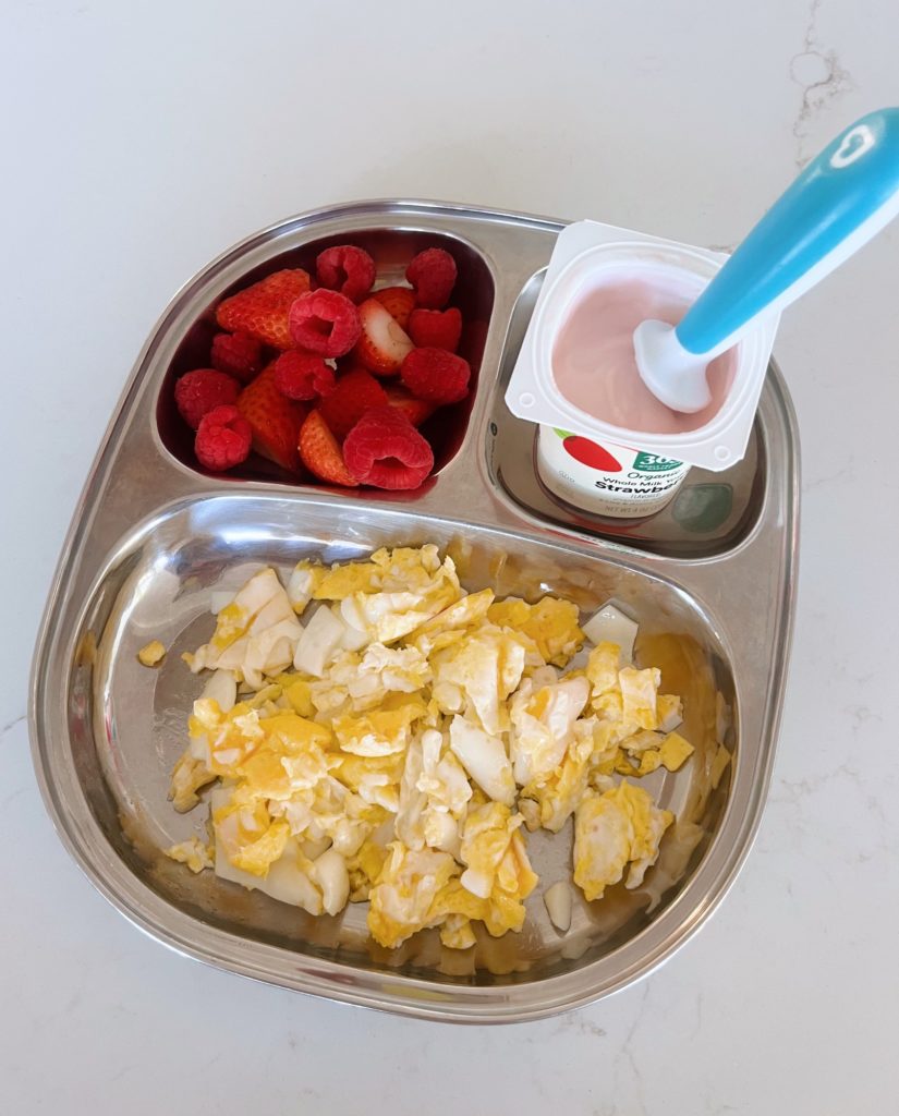 Scrambled Eggs with Yogurt and Berries | One Week of Kid Breakfasts