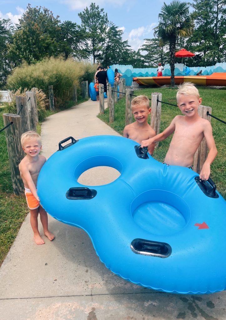 chase ryder rhett waterpark chase ryder rhett waterpark