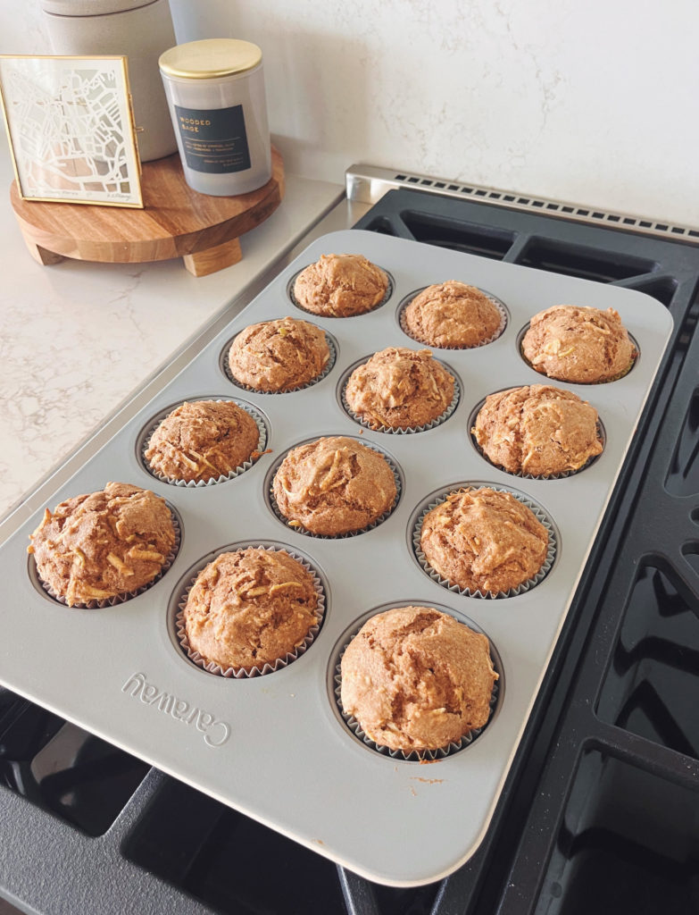 apple muffins