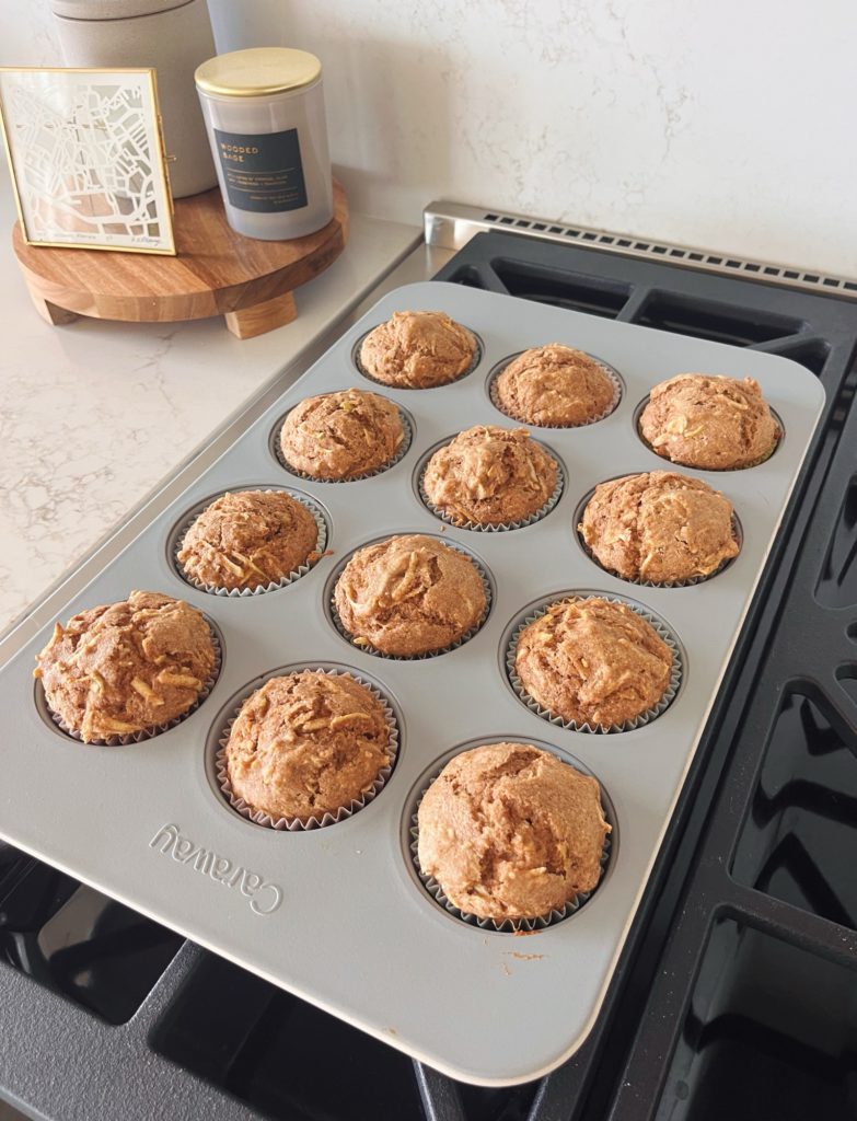 apple muffins apple muffins