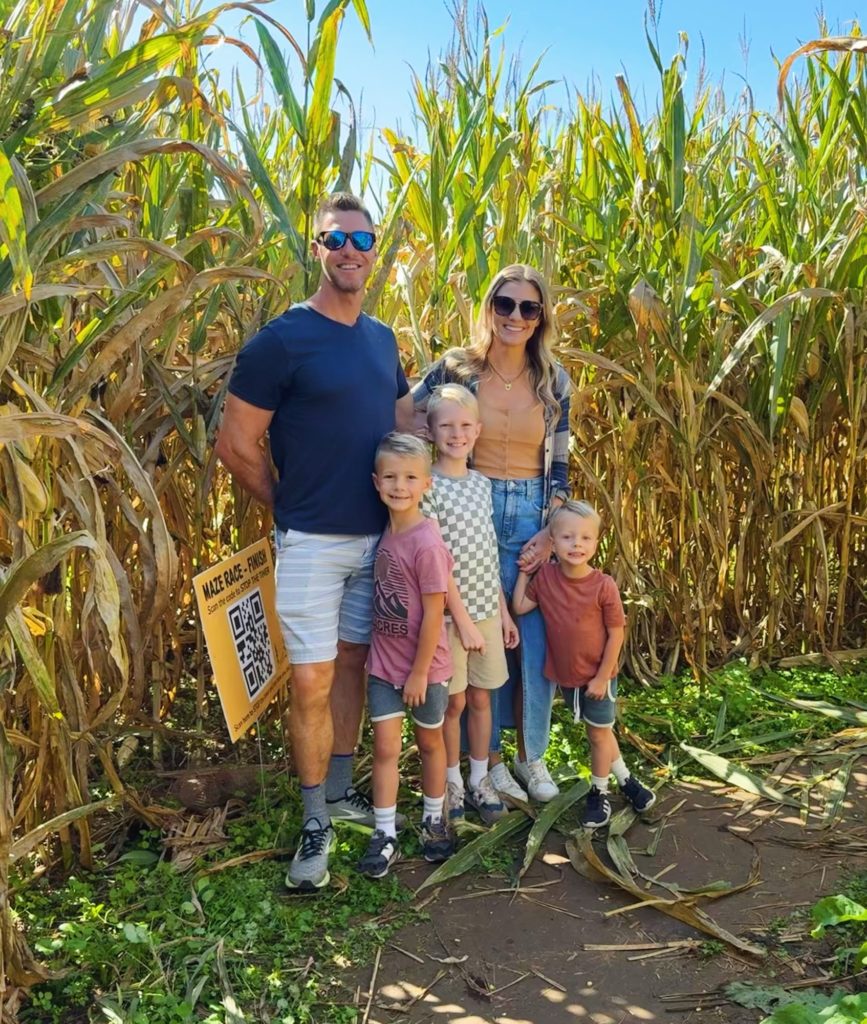 Alpha & Omega Corn Maze family Ryan Julie Chase Ryder Rhett Alpha & Omega Corn Maze