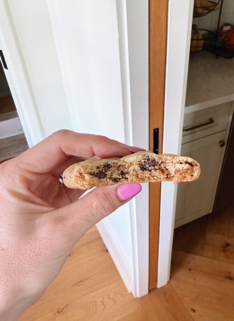 chocolate chip cookies