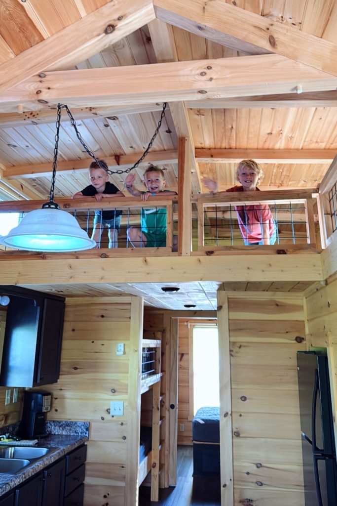 Sycamore Loft Cabins jellystone sycamore loft