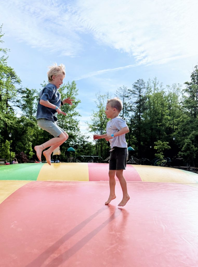 jellystone jumping pads jellystone jumping pads