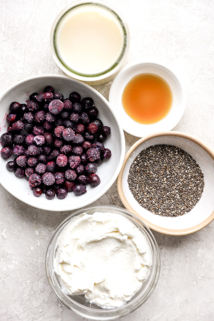 blueberry chia pudding ingredients