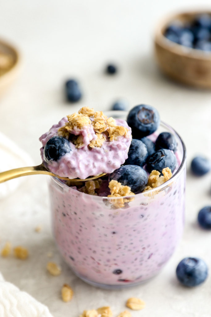 blueberry chia pudding