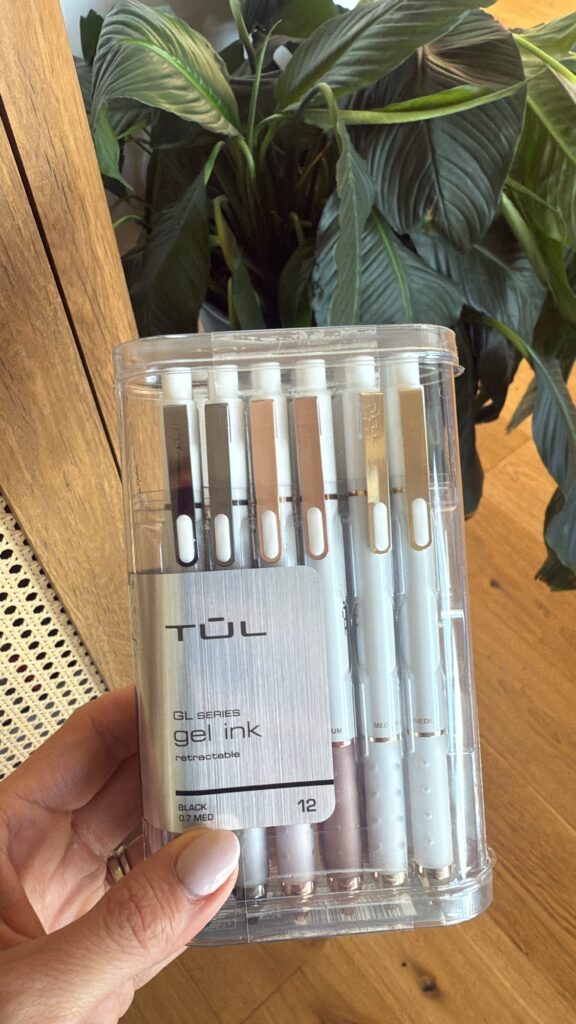 tul gel pen tul gel pen | Things I'm Loving Friday #575