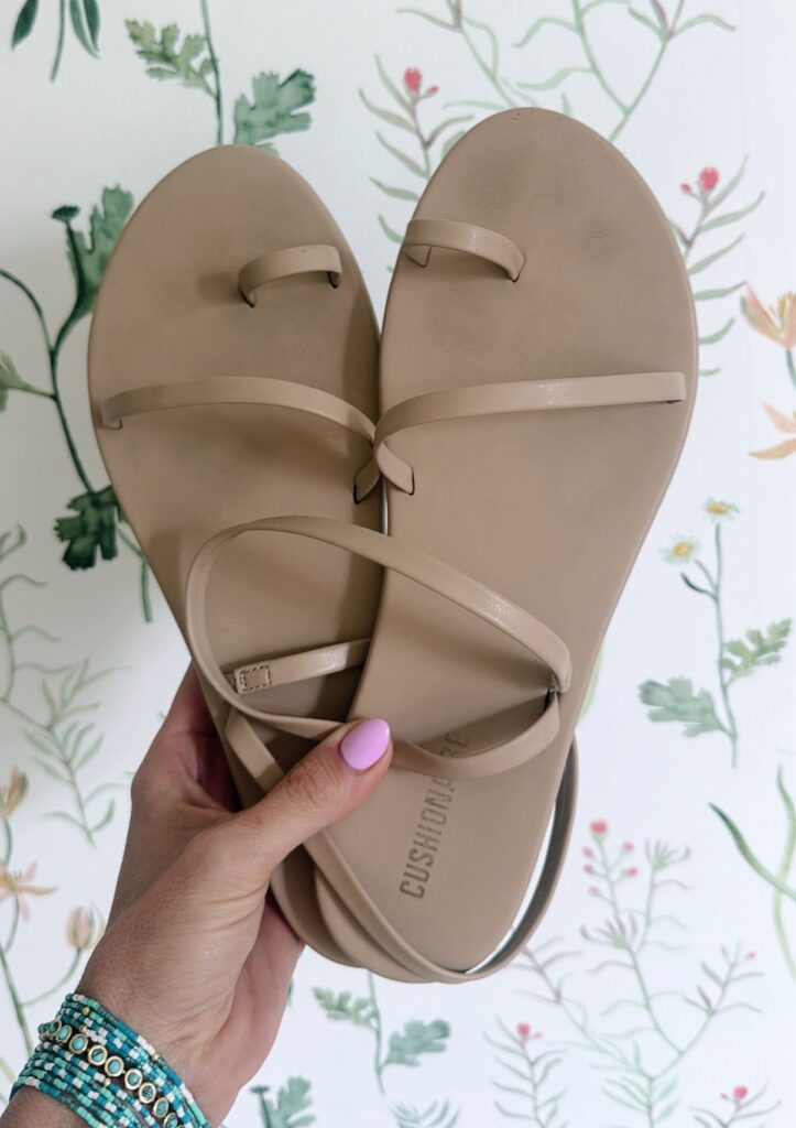 cushionaire strappy sandals tkees