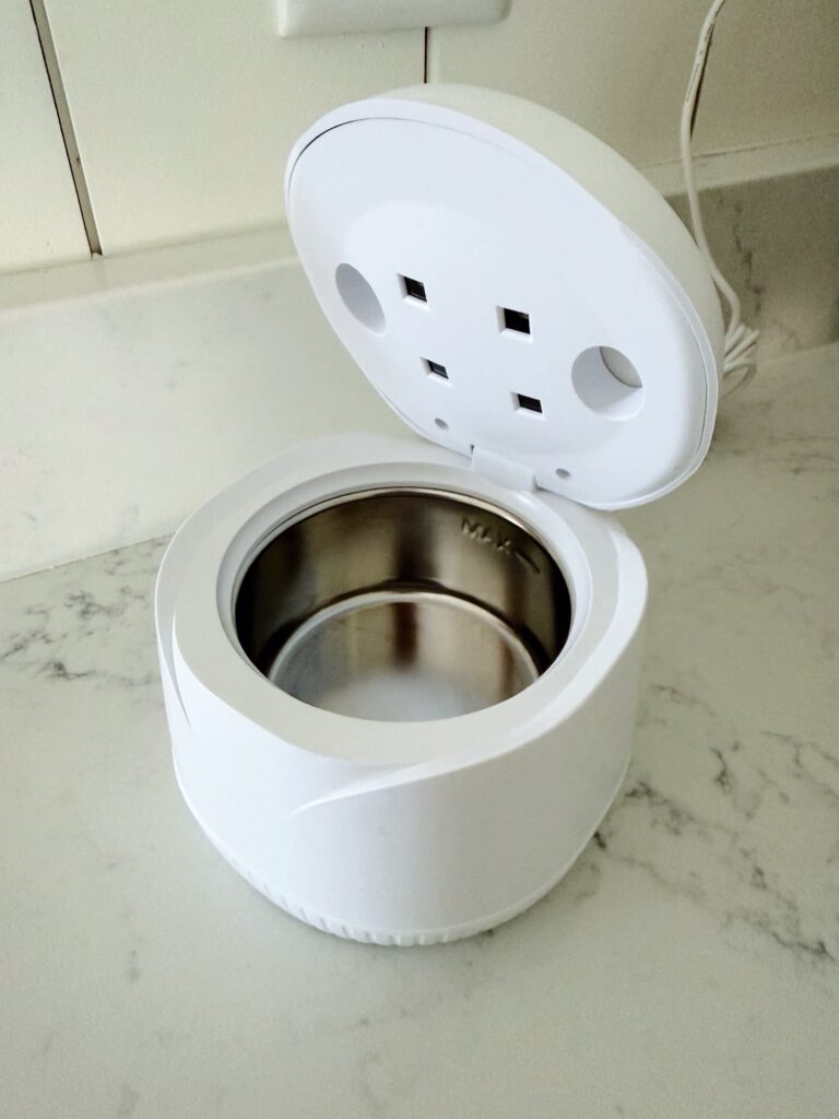 ultrasonic retainer cleaner